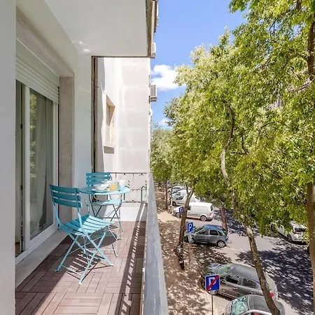 Modern 2-bedroom Center Appartement