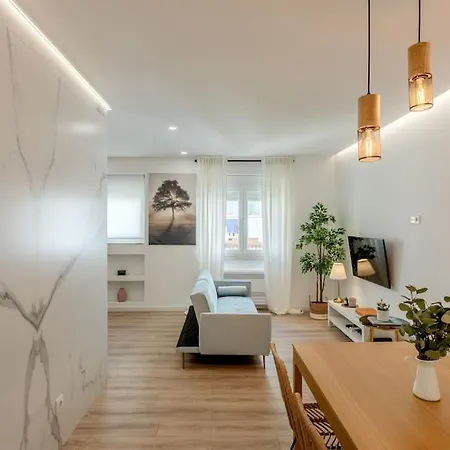 Modern 2-bedroom Center 리스본